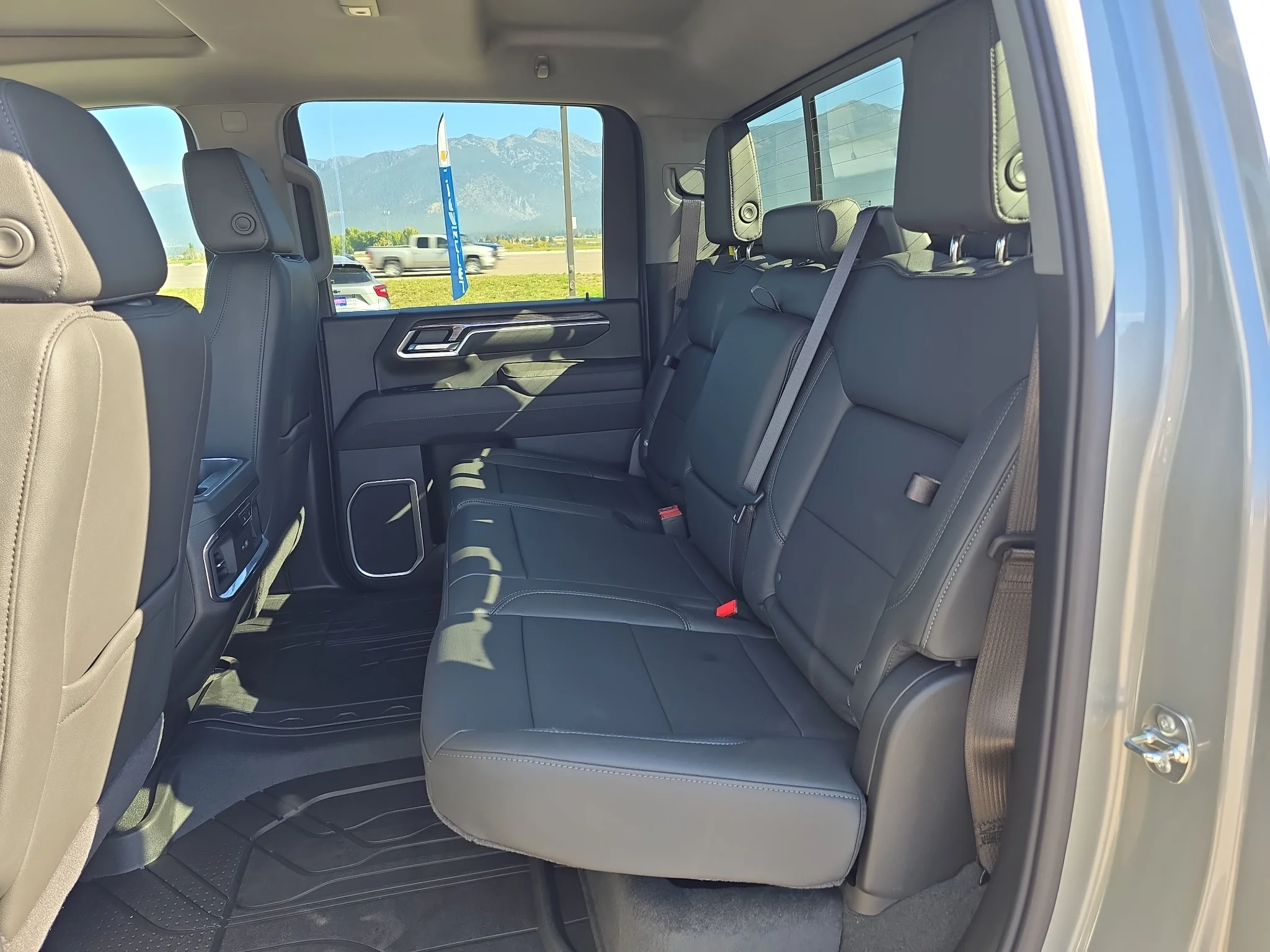 2026 Chevrolet Silverado 3500 HD LTZ - Photo 27
