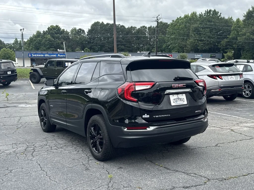2024 GMC Terrain AT4 - Photo 5