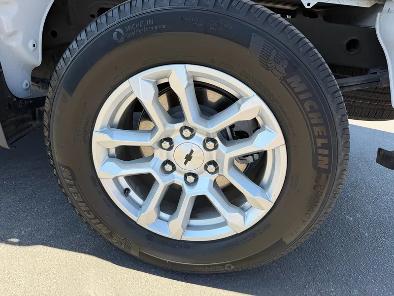Used 2023 Summit White Chevrolet RST image 31