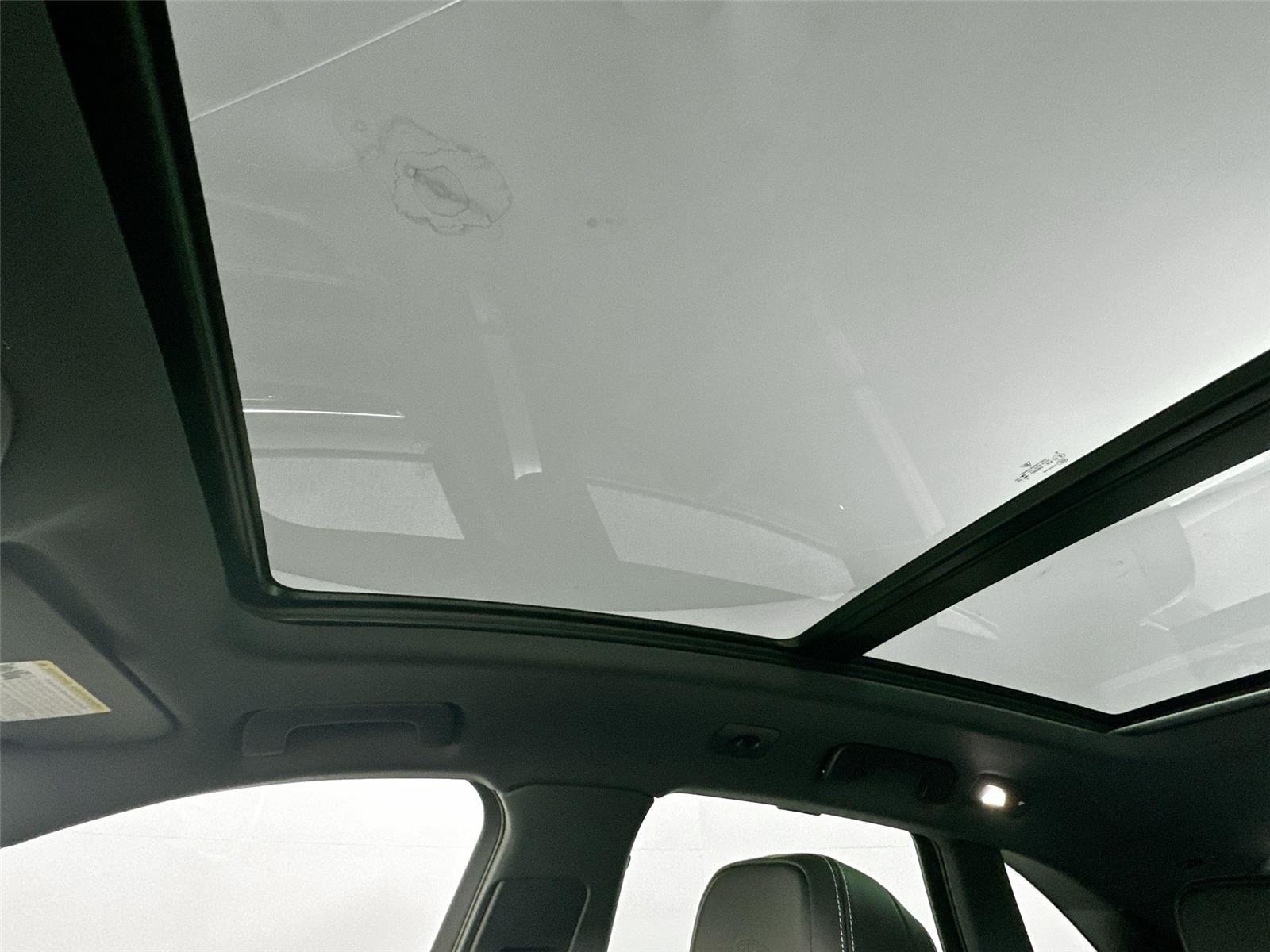 New 2026 Carrara White Metallic Porsche  image 35