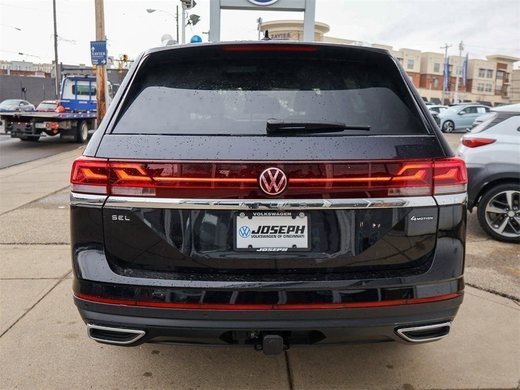 New 2026 Black Volkswagen 2.0T SEL image 4