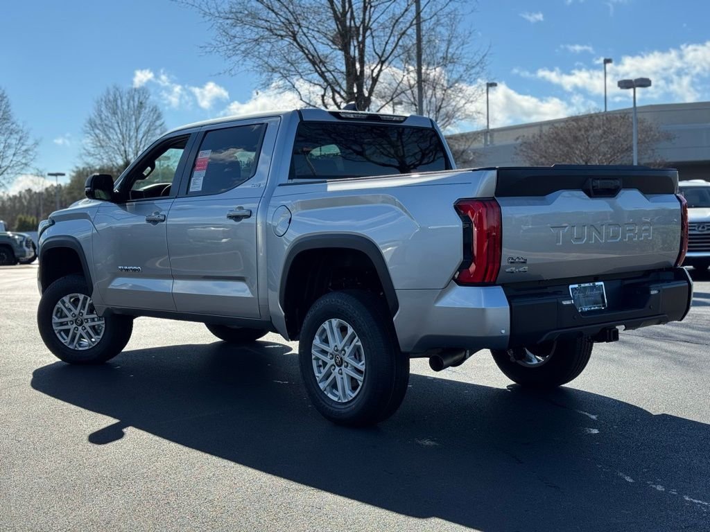 2026 Toyota Tundra SR5 - Photo 9
