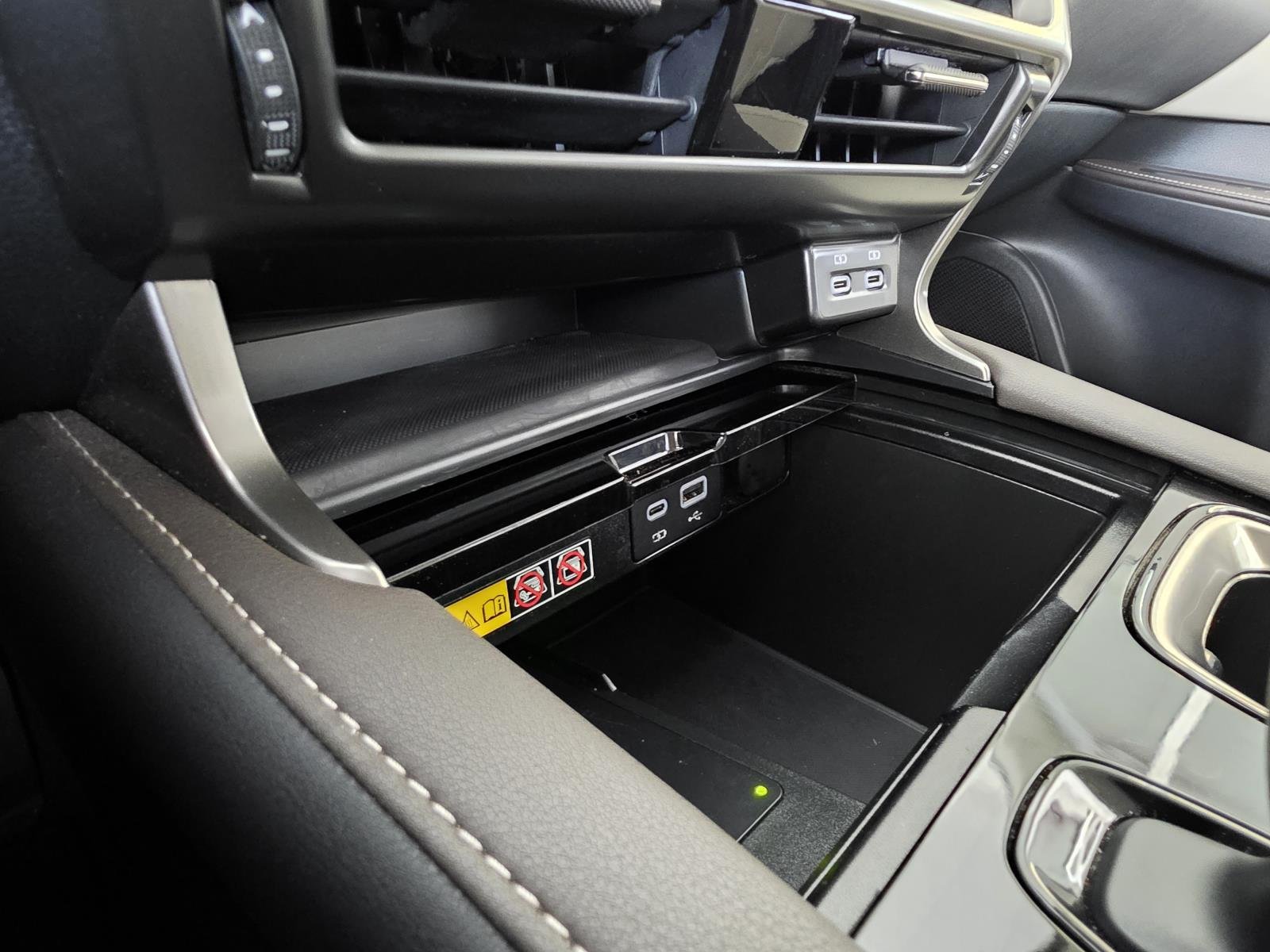 Used 2023 White Pearl Lexus 350 image 20