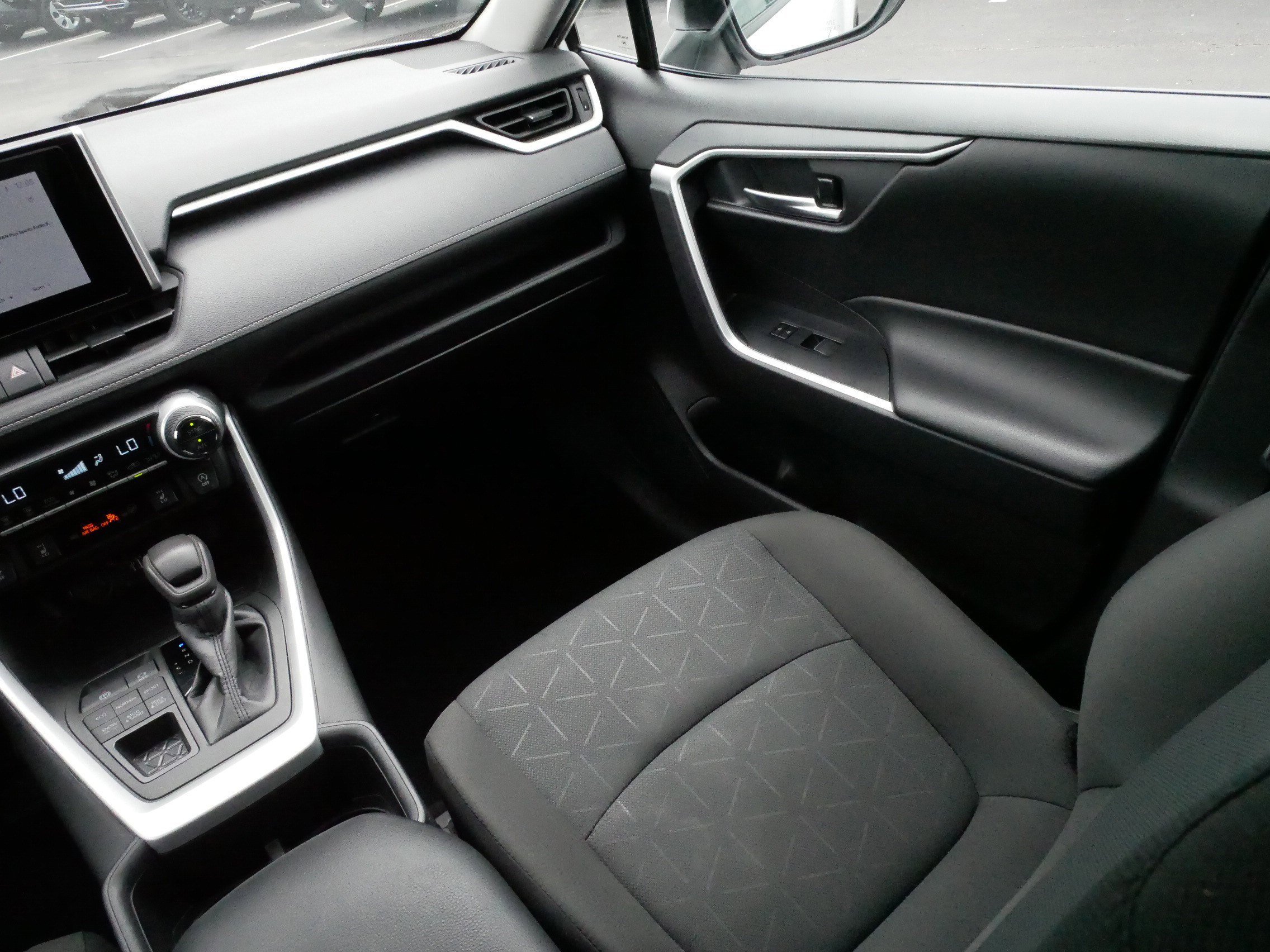 Used 2024 Ice Cap Toyota XLE image 11