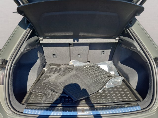Used 2025 Gray Audi Premium Plus image 36