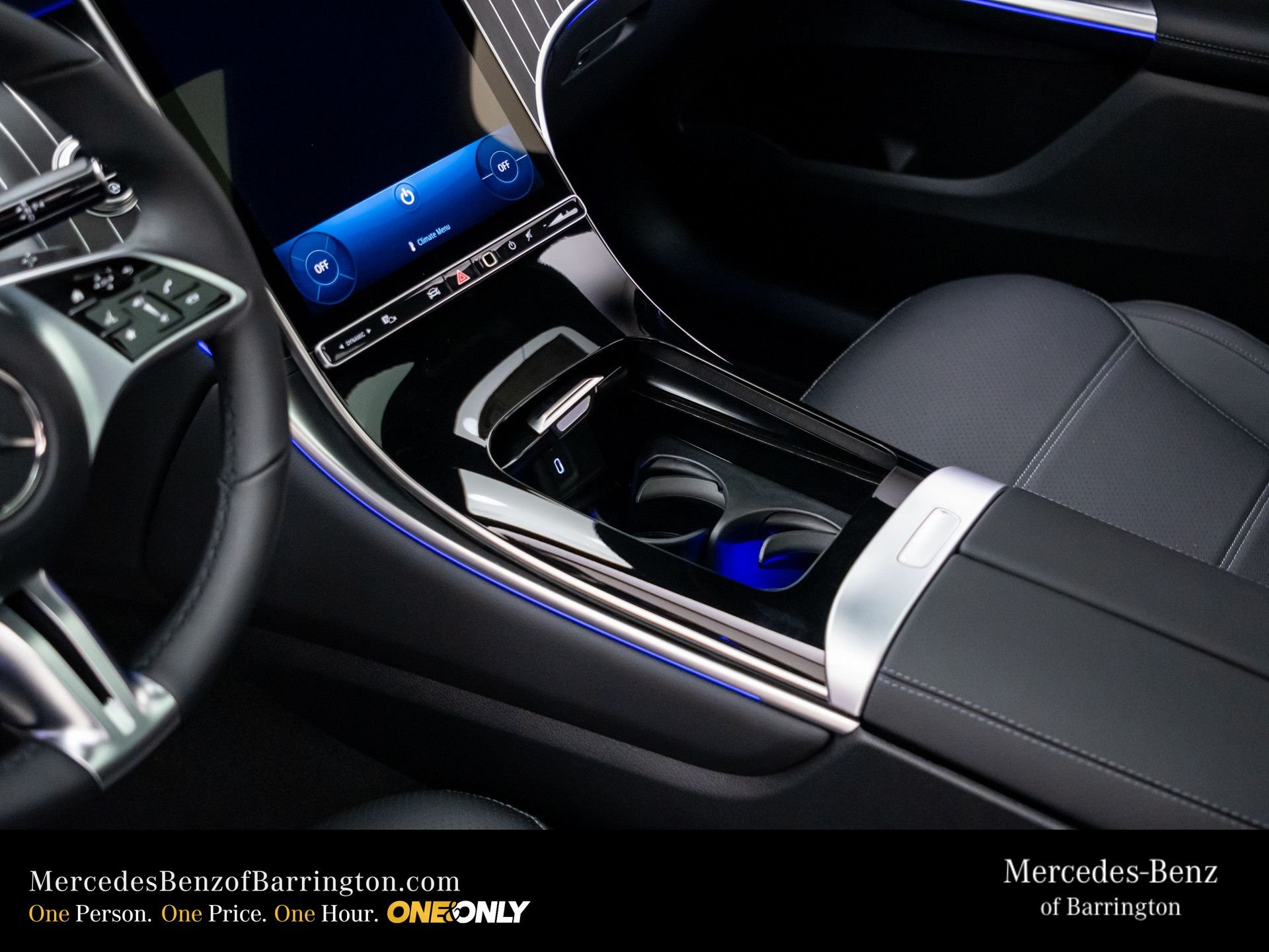New 2026 Black Mercedes-Benz GLC 300 image 13