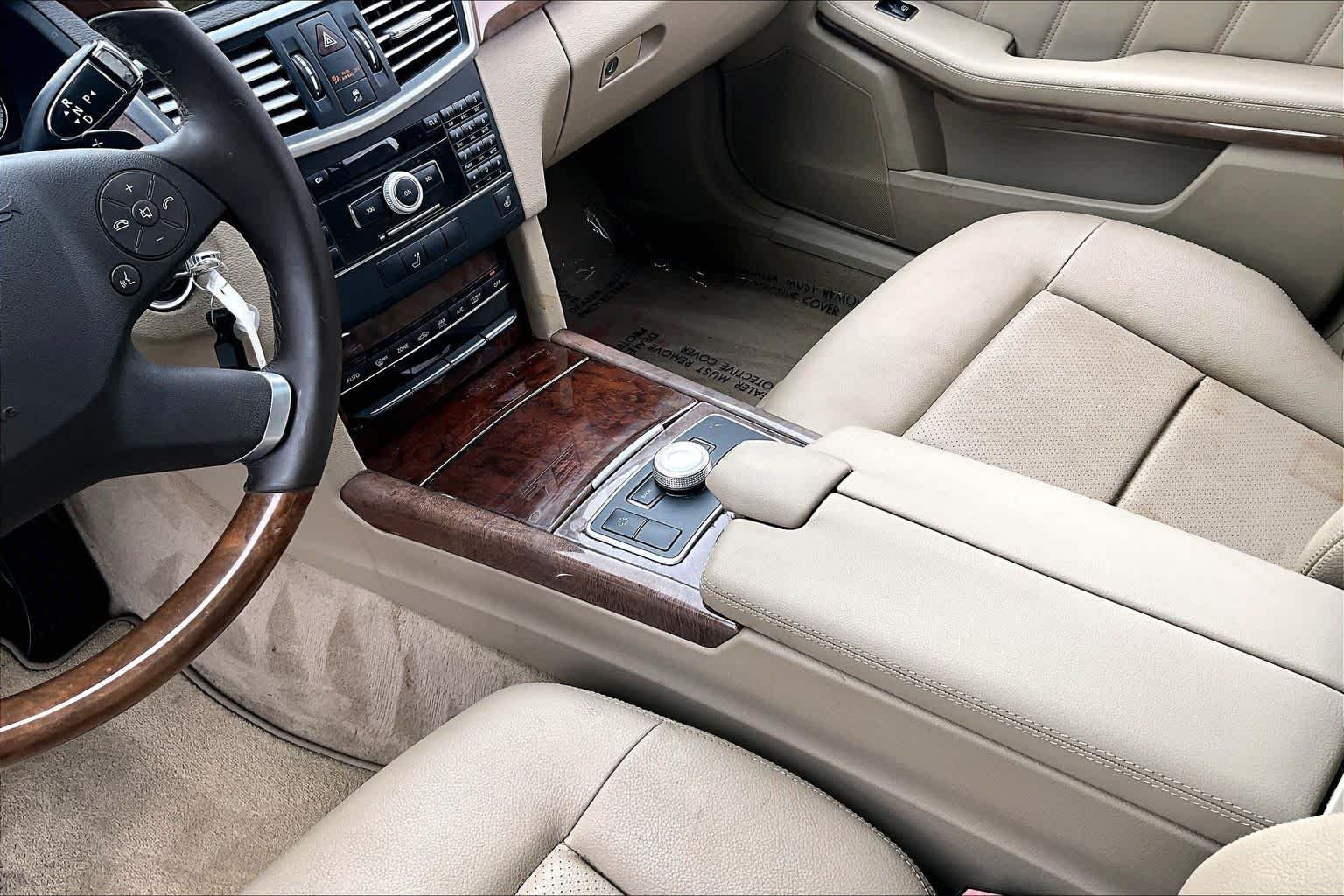 Used 2011 Obsidian Black Metallic Mercedes-Benz E 350 Luxury image 16