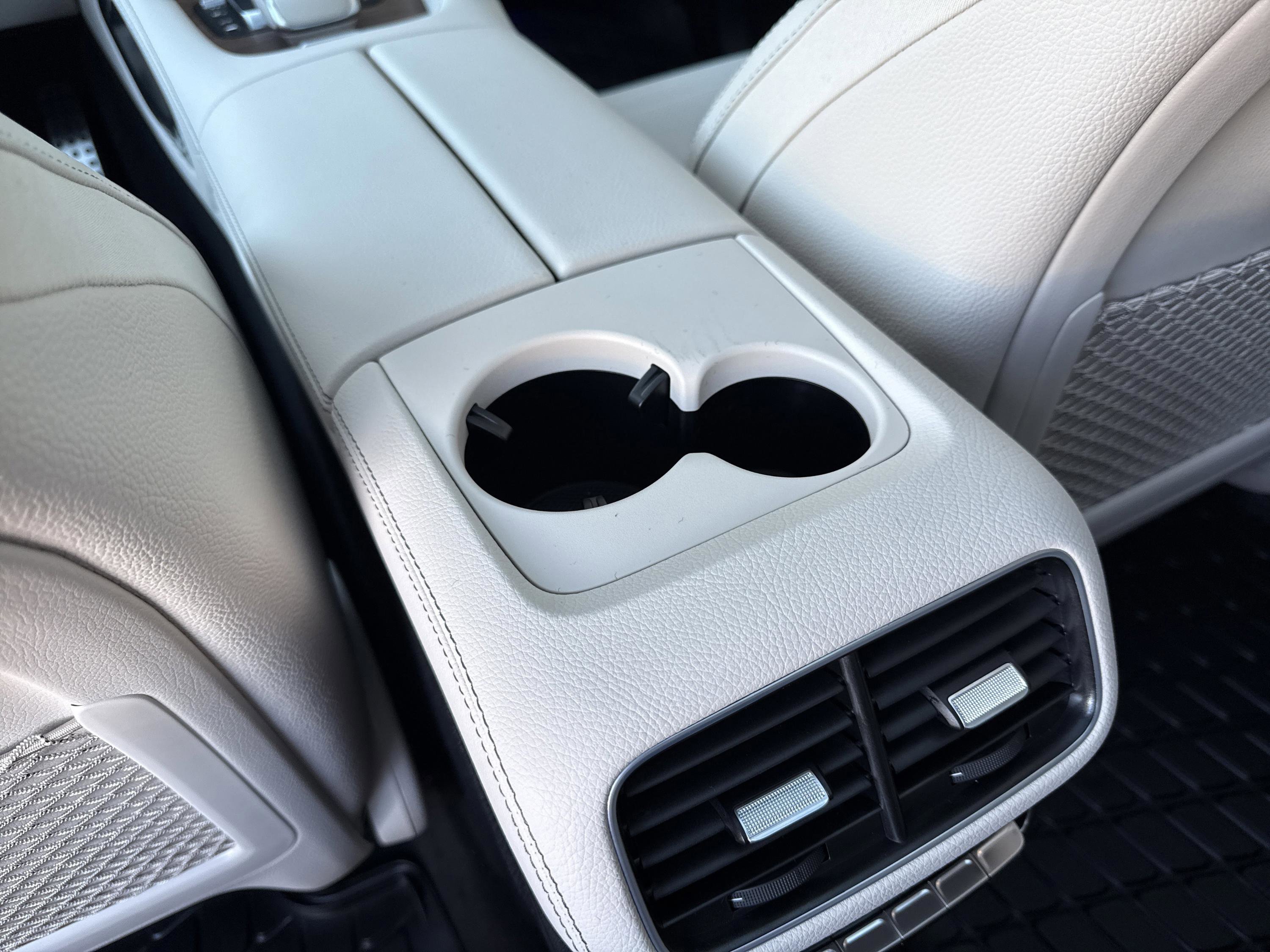 Used 2026 Polar White Mercedes-Benz GLS 450 image 26