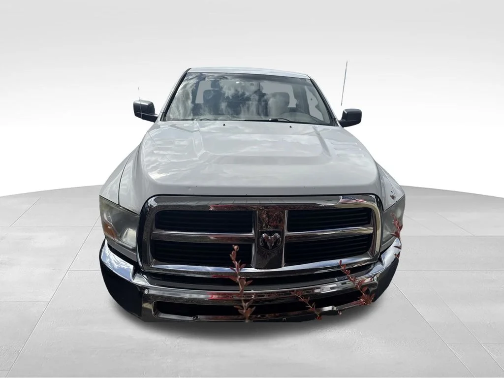 Used 2012 White Ram ST image 23