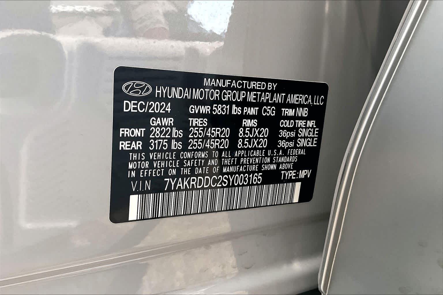 Certified Used 2025 Cyber Gray Hyundai Limited image 33
