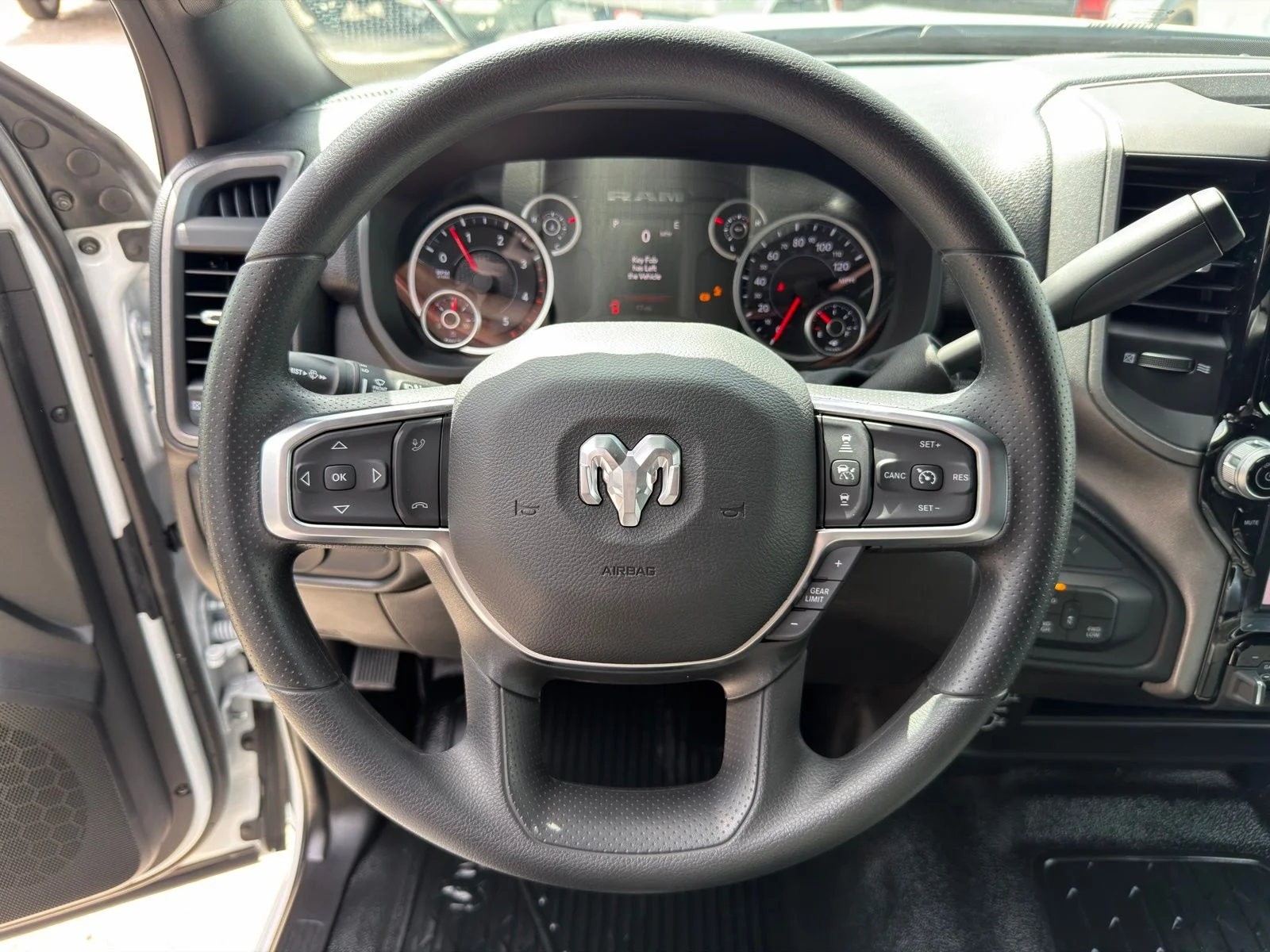 New 2026 Bright White Clearcoat RAM Tradesman image 16