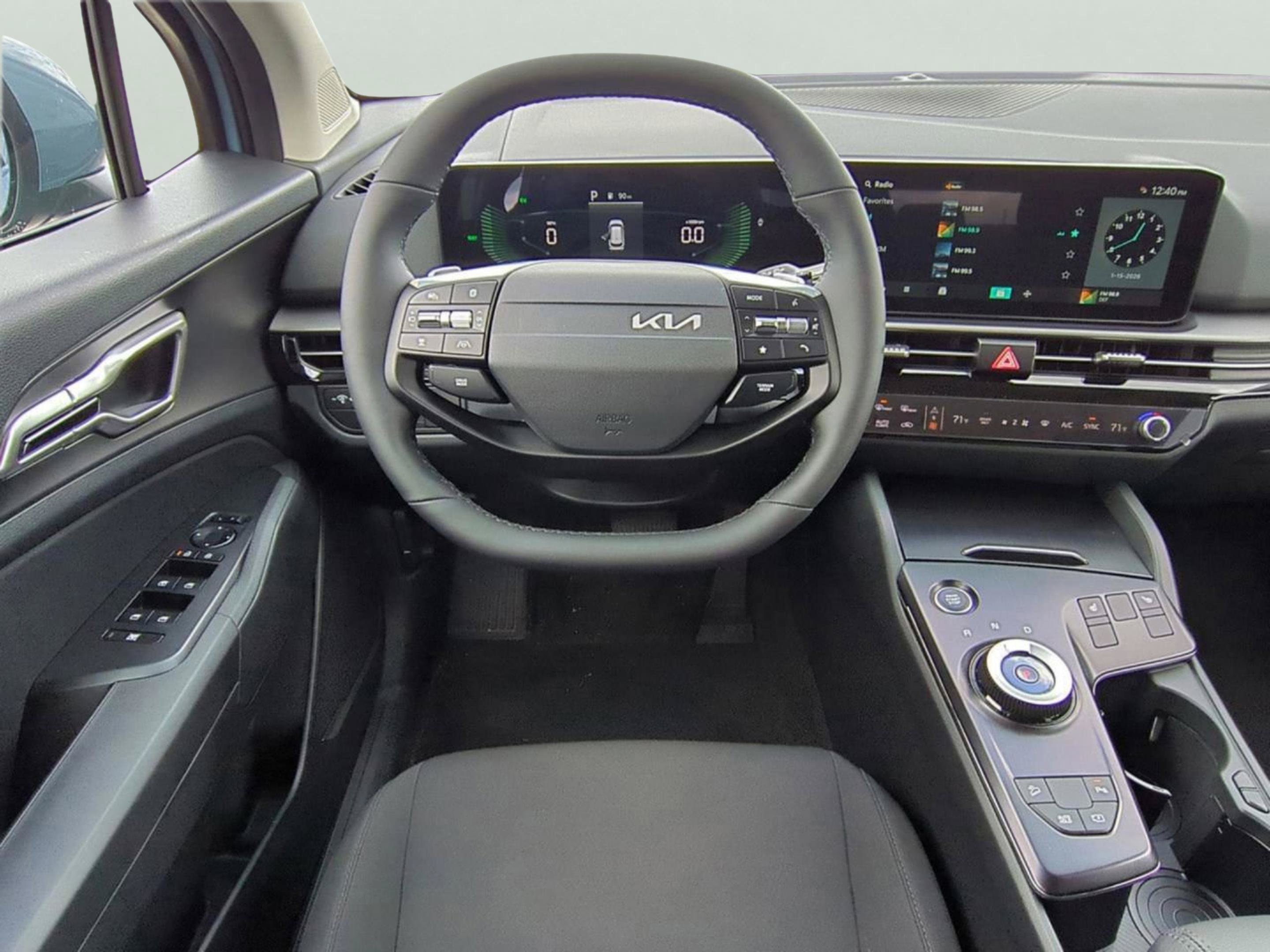 New 2026 Snow White Pearl Kia S image 17