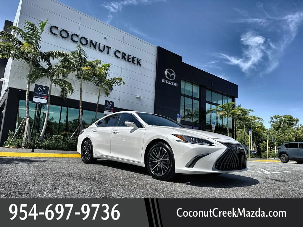 2025 Lexus ES
