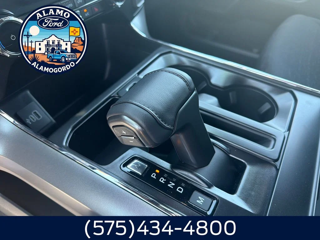 New 2026 Oxford White Ford XLT image 24