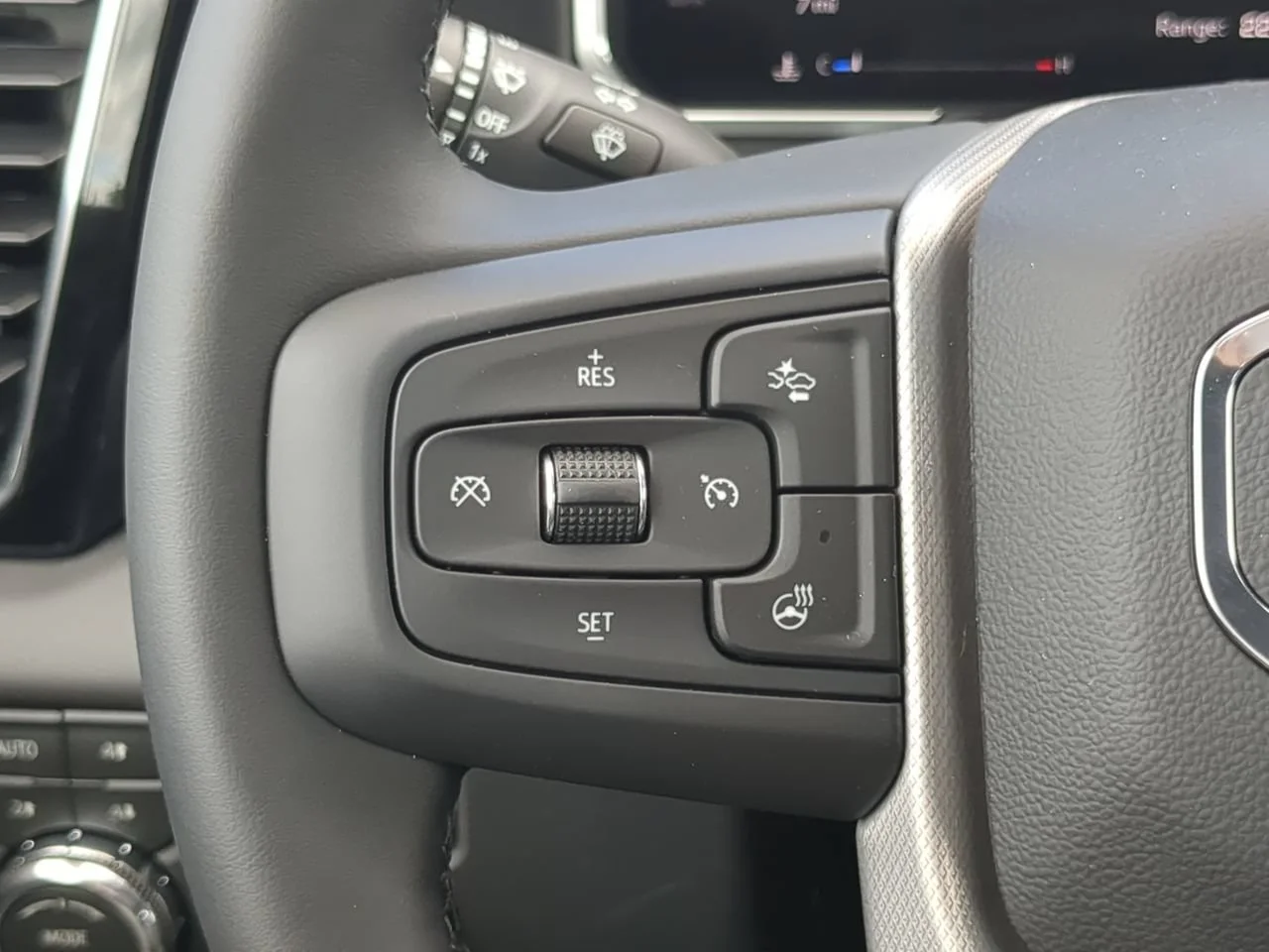 2026 GMC Sierra 3500HD Denali - Photo 25
