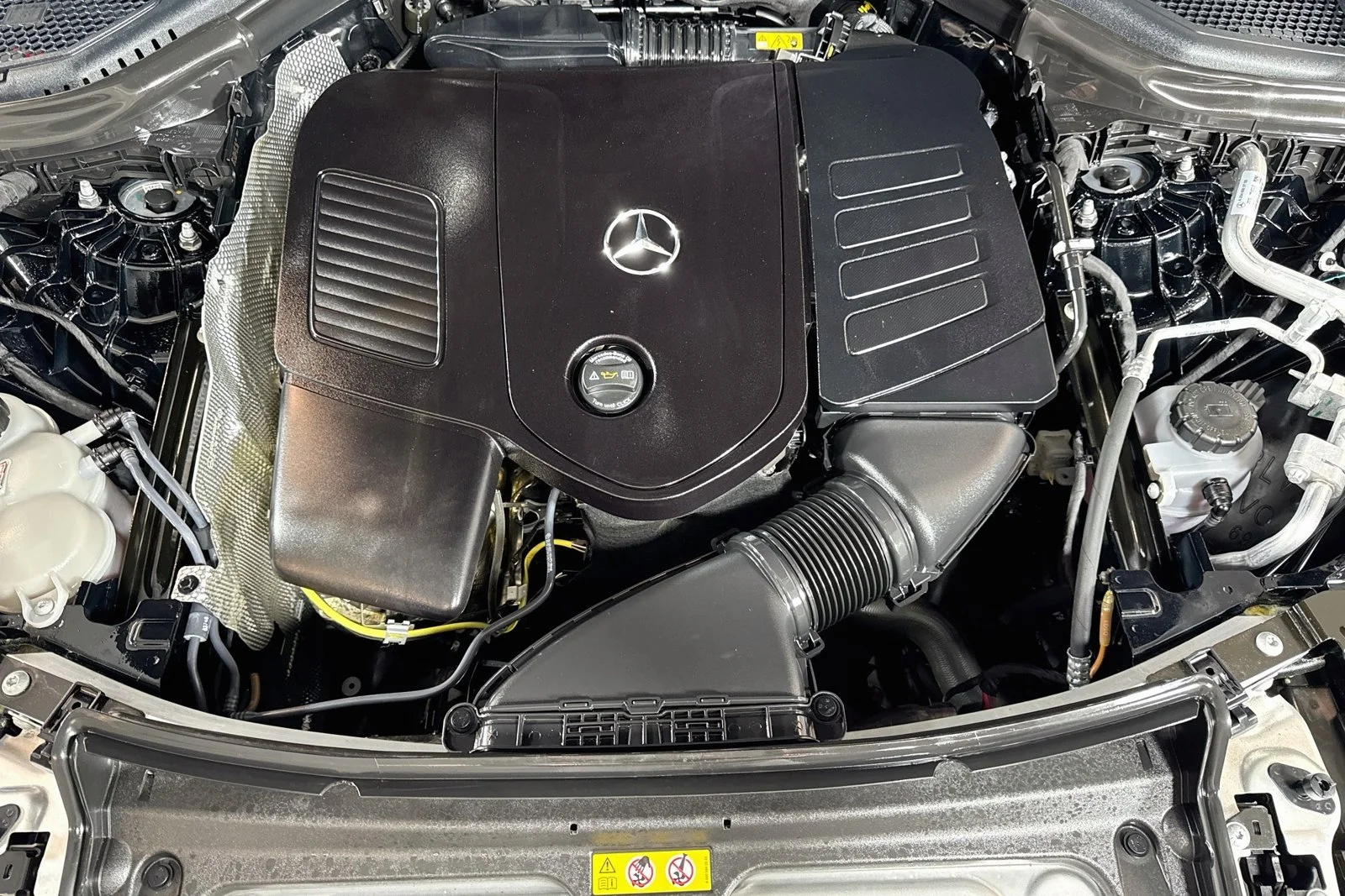 Used 2026 Black Mercedes-Benz GLC 300 image 29