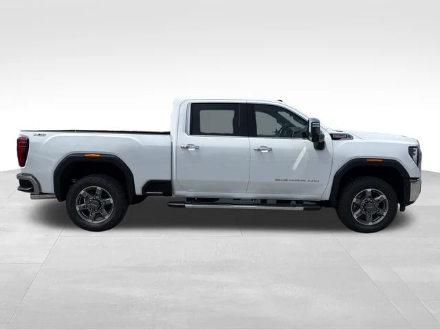 2026 GMC Sierra 2500HD SLT - Photo 8