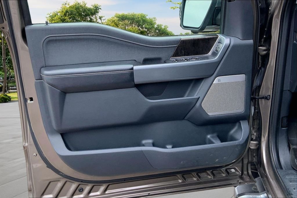 Used 2022 Gray Ford Lariat image 21