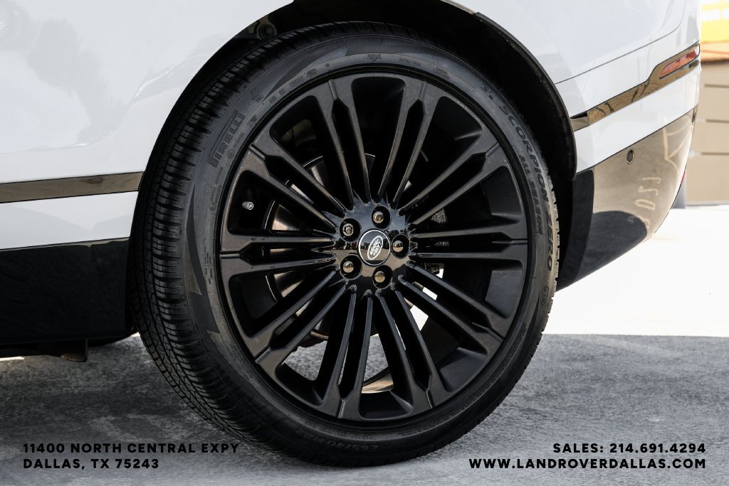 Certified Used 2026 White Land Rover Dynamic SE image 60