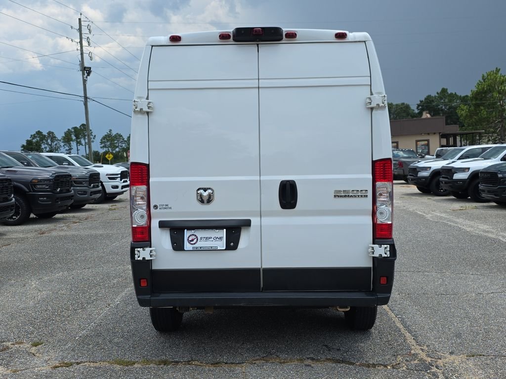 Used 2023 White Ram High Roof image 5