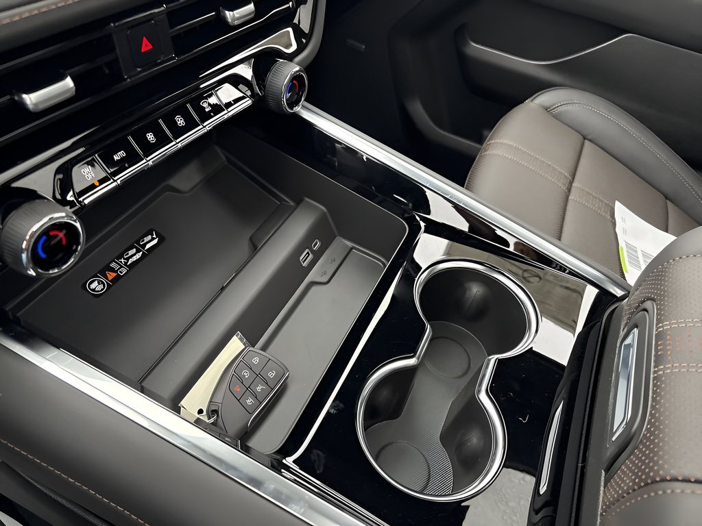 2026 Chevrolet Suburban High Country - Photo 27