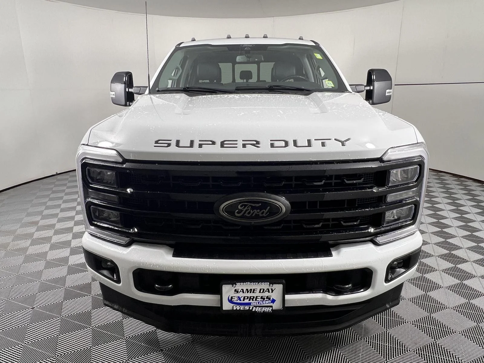 Used 2024 Oxford White Ford Lariat image 9