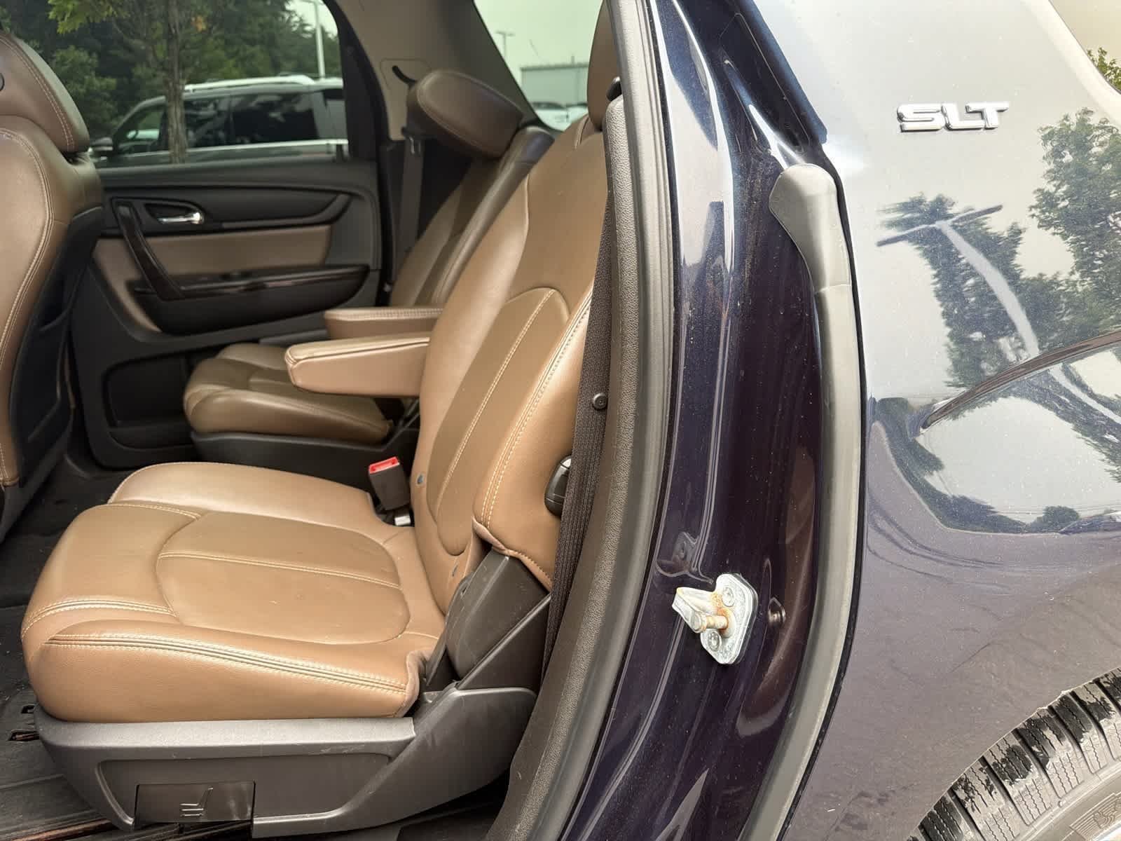 Used 2017 Dark Sapphire Blue Metallic GMC Limited image 17