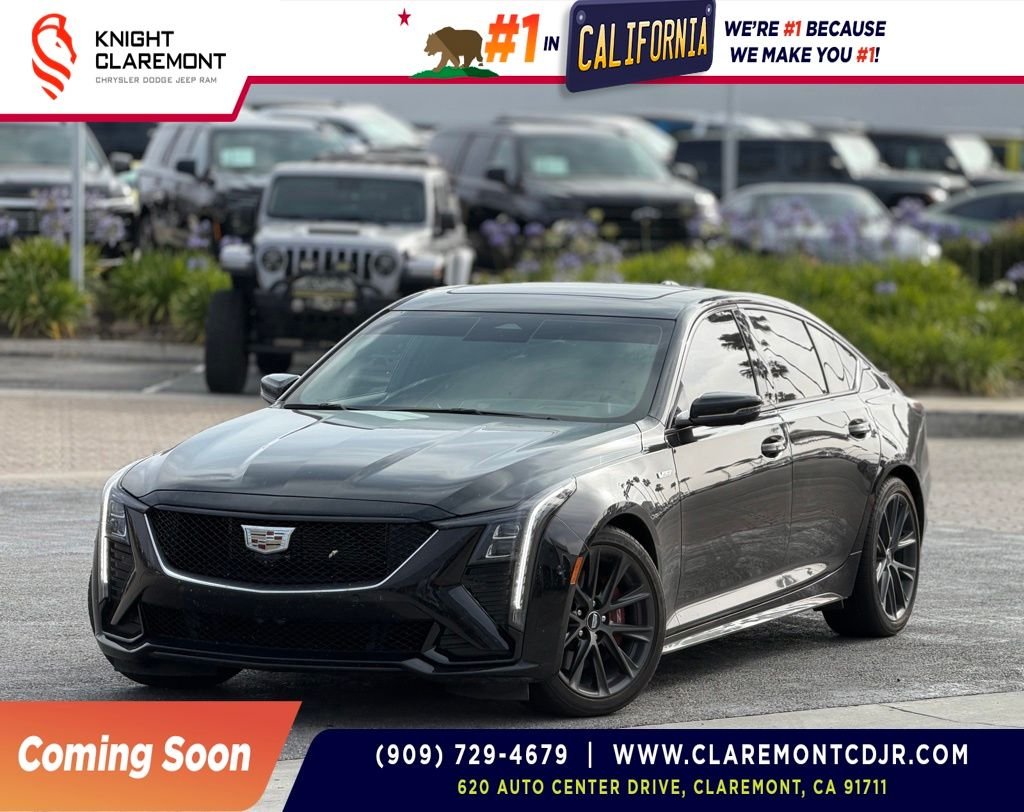 2025 Cadillac CT5 V-Series's photo