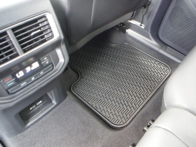 Used 2025 Black Volkswagen 2.0T SE image 29