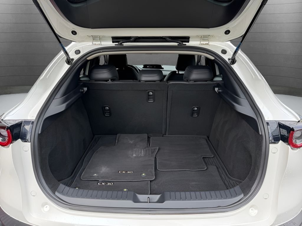 Certified Used 2023 White Mazda 2.5 S Select Package image 10