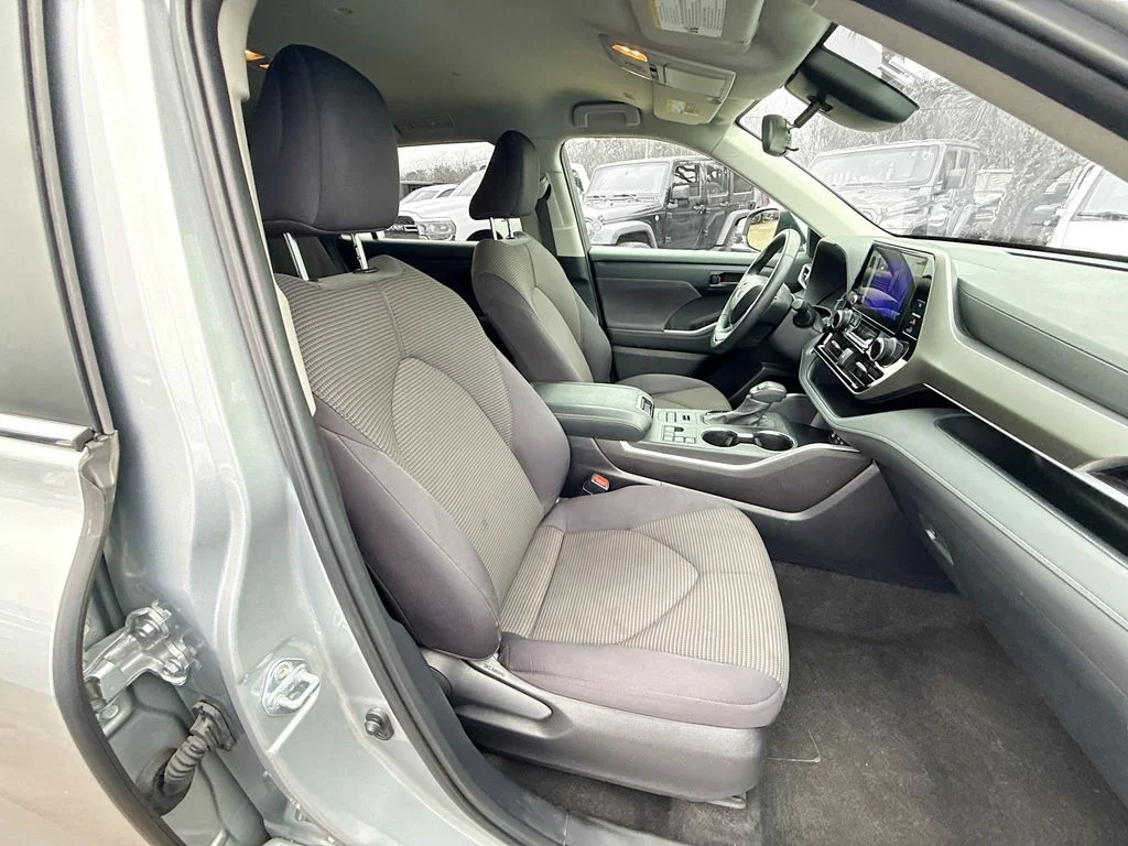 Used 2024 Silver Toyota LE image 33