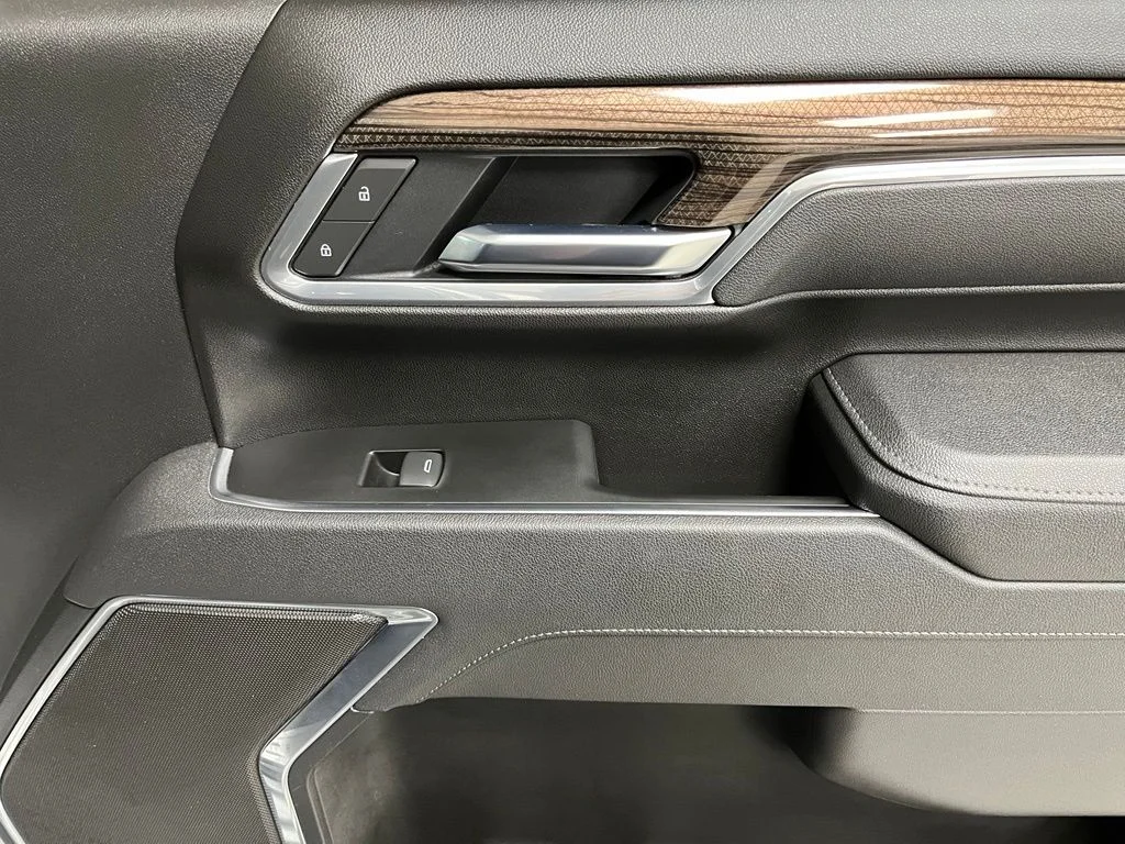 Used 2025 Gray Chevrolet LT image 55