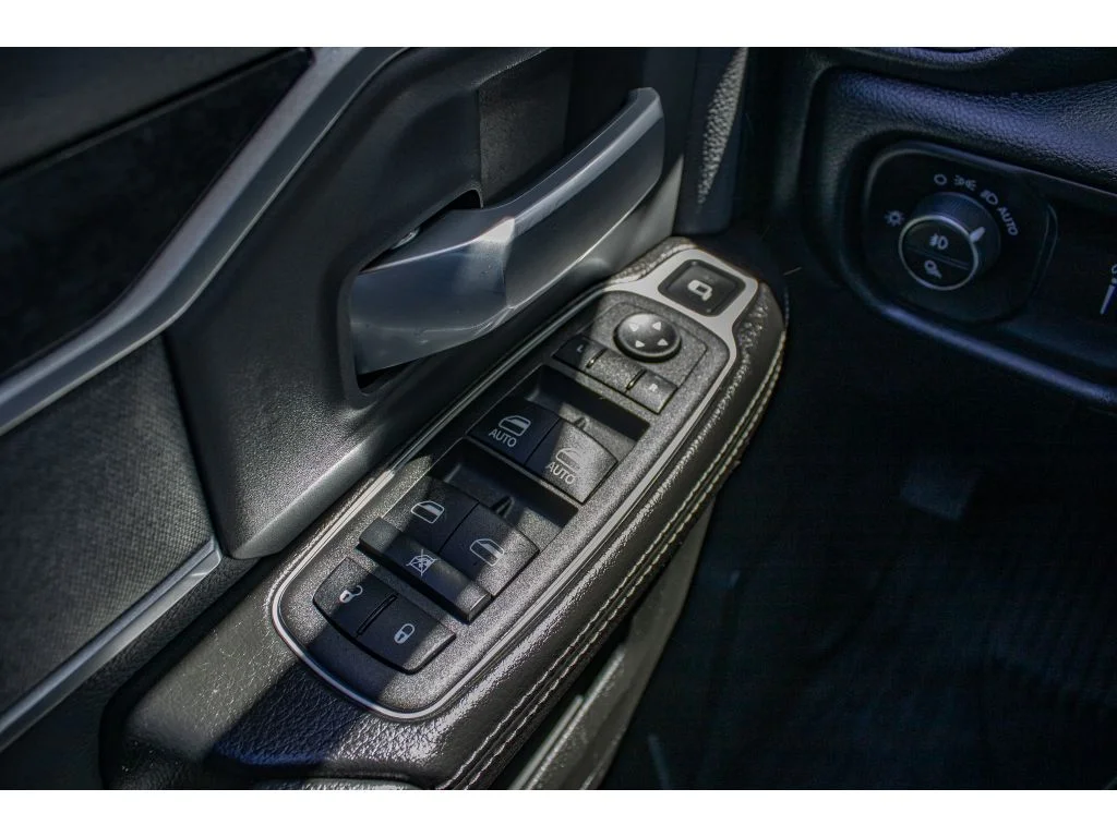 Used 2023 Bright White Clearcoat Ram Big Horn image 29