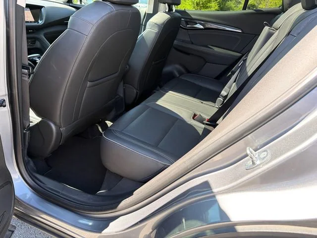 Used 2021 Satin Steel Metallic Buick Essence image 21