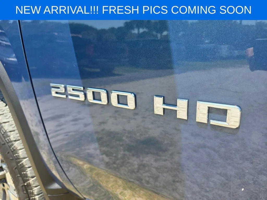 Used 2025 Lakeshore Blue Metallic Chevrolet Custom image 14