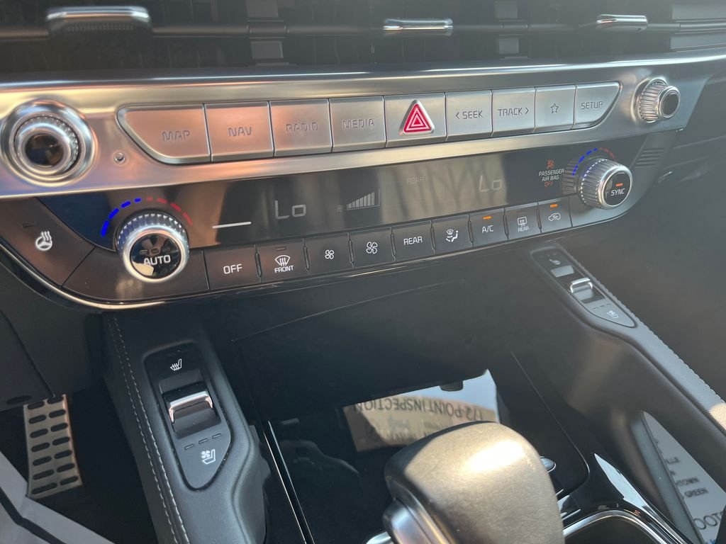 Used 2024 White Kia SX-Prestige X-Pro image 20