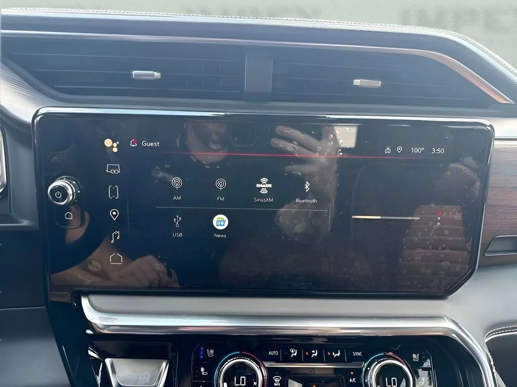 New 2026 Glacier White Tricoat GMC Denali Ultimate image 19