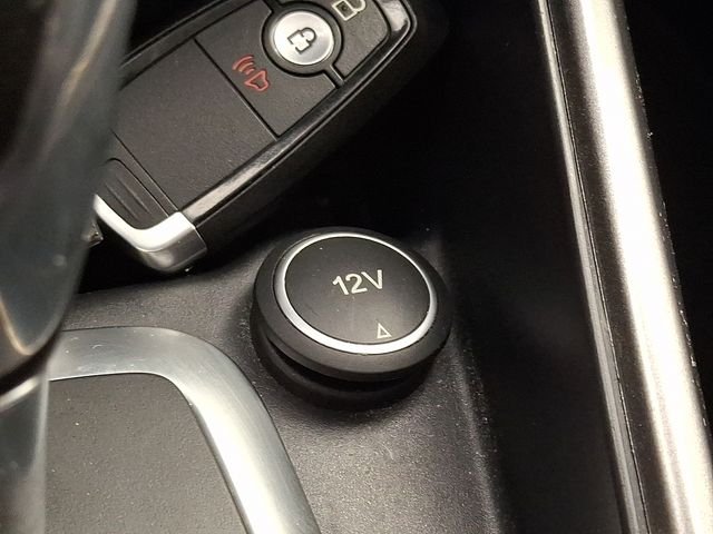 Used 2022 Blue Ford SE image 29