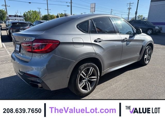 Used 2017 Gray BMW xDrive50i image 4