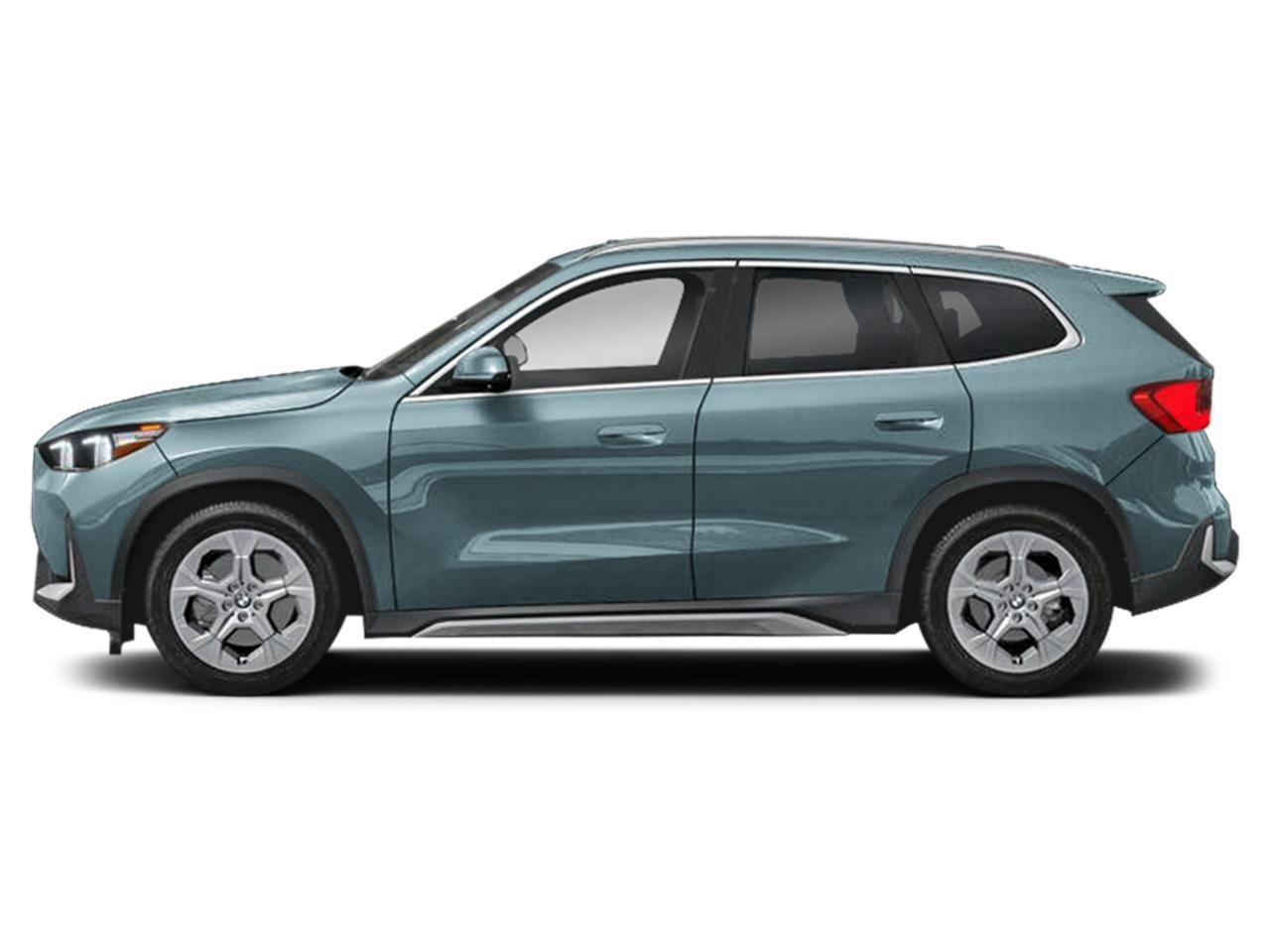 New 2027 Cape York Green Metallic BMW xDrive28i image 4