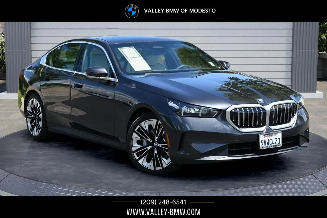 2026 BMW 5 Series 530i Sedan's photo