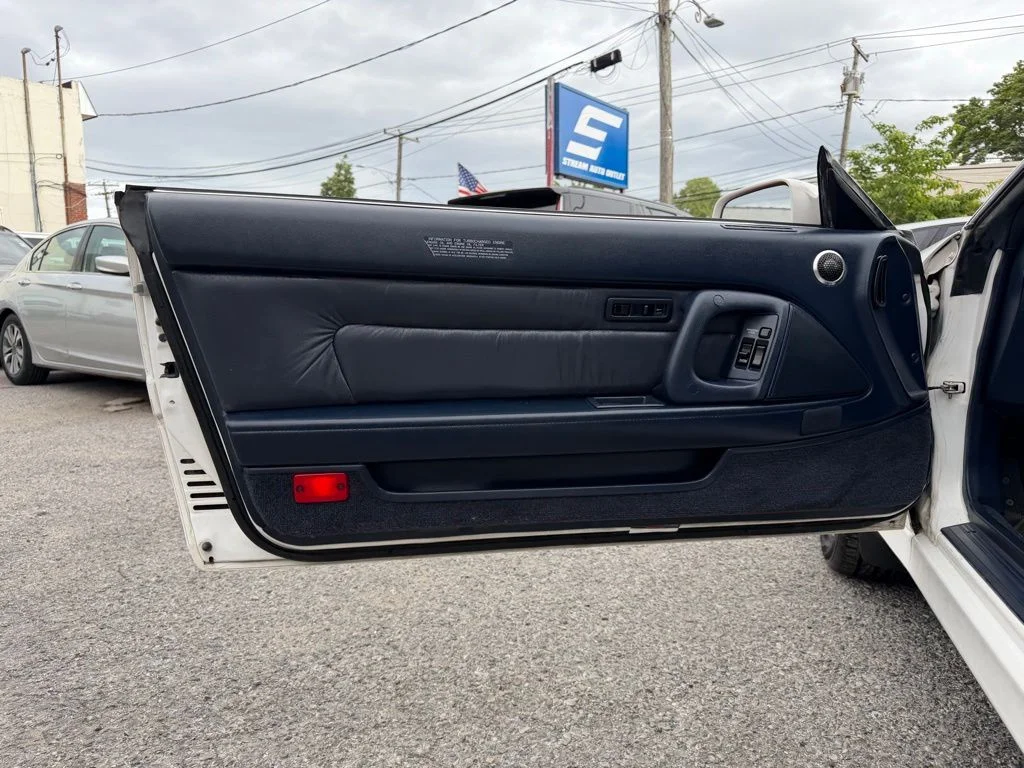 Used 1989 White Toyota Turbo image 15