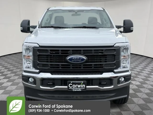 New 2026 Oxford White Ford XL image 6