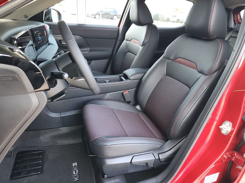 New 2026 Scarlet Ember Tintcoat Nissan SR image 8