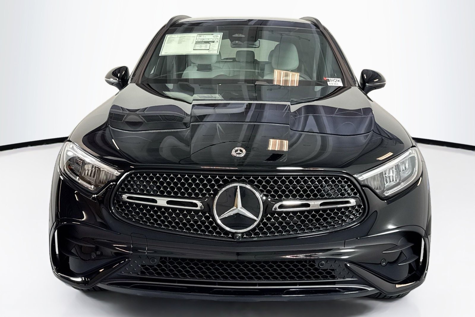 New 2026 Black Mercedes-Benz GLC 300 image 2
