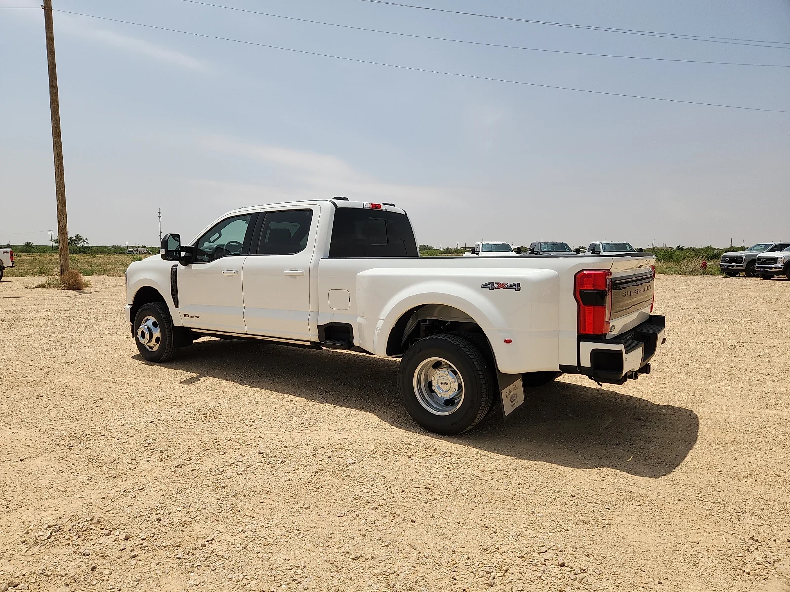 New 2026 Star White Metallic Tri-Coat Ford F-350® Platinum® image 4
