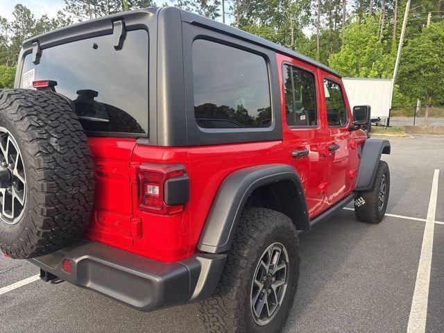 Used 2025 Firecracker Red Clearcoat Jeep Rubicon image 19
