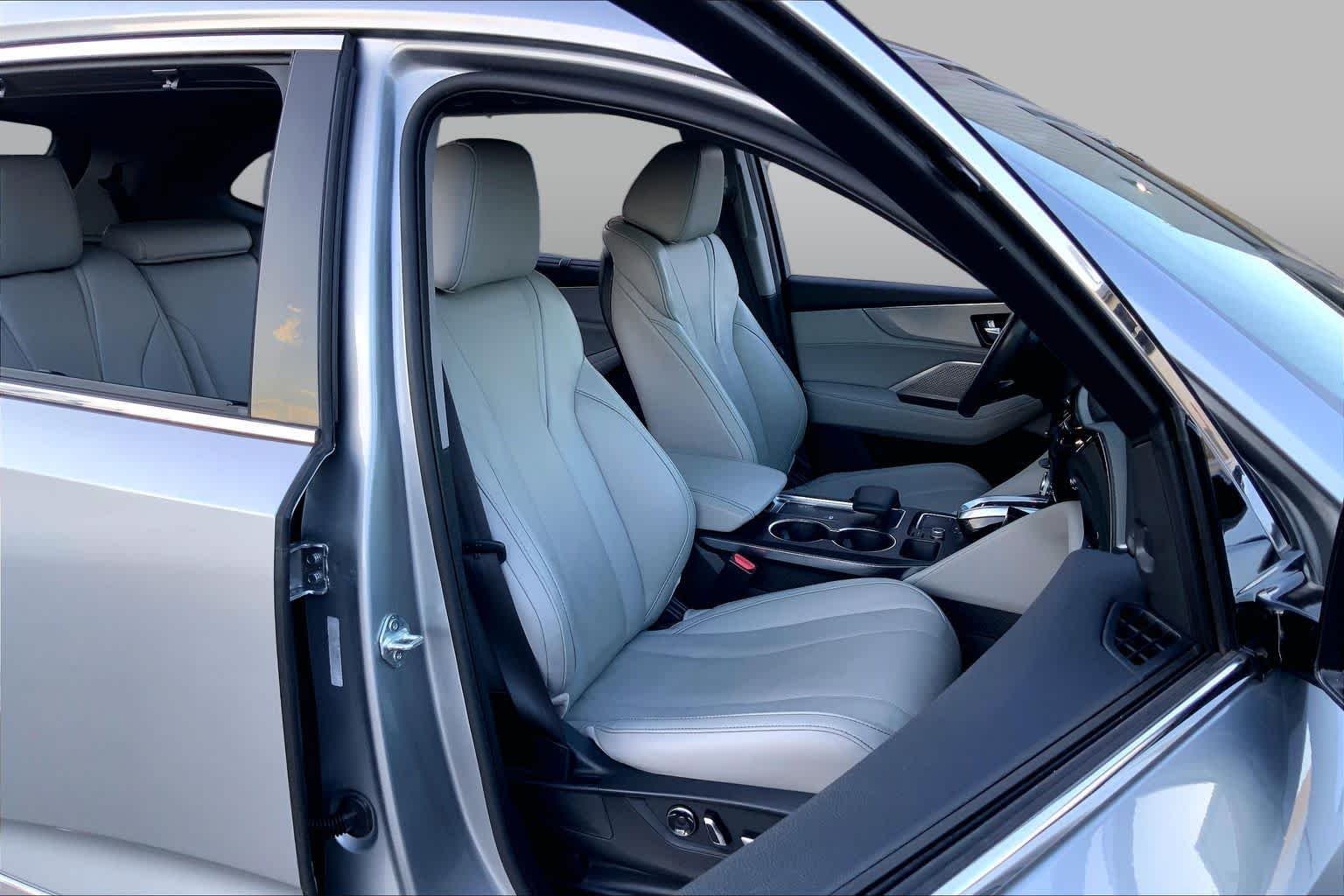 Certified Used 2024 Lunar Silver Metallic Acura w/Technology Package image 9