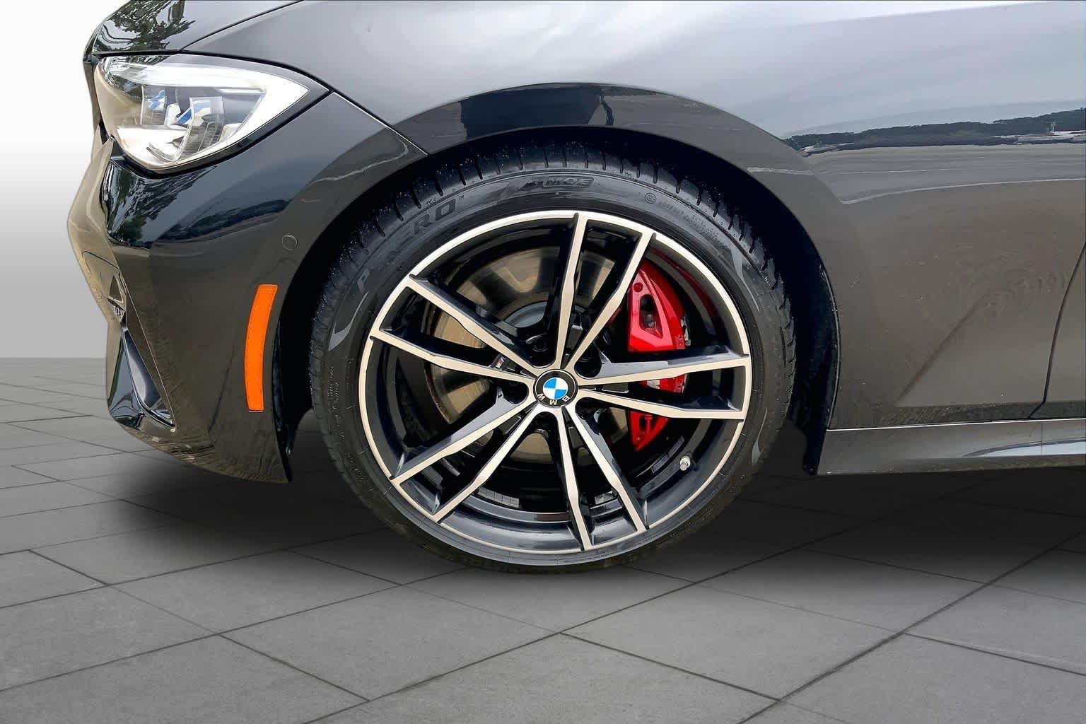 Used 2021 Black Sapphire Metallic BMW M340i image 11