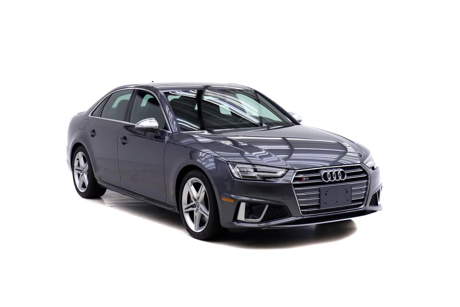 Used 2019  Audi 3.0T Premium Plus image 2